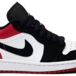 Air Jordan 1 Low 'Black Toe'553558-116