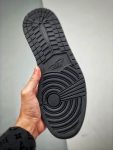 Air-Jordan-1-Low-Retro-Black-Grey-705329-003.jpeg