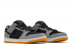 dunk-low-sb-dark-smoke-grey-hf3063-001-06