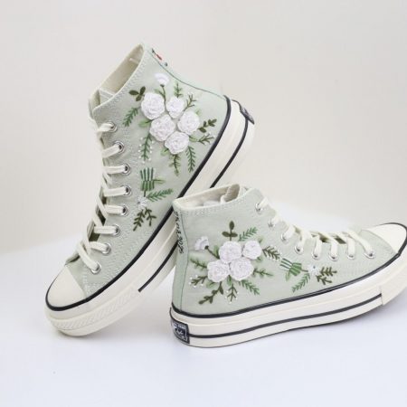 Custom Wedding Converse – White Rose Bouquet Embroidered Shoes with Personalized Wedding Date